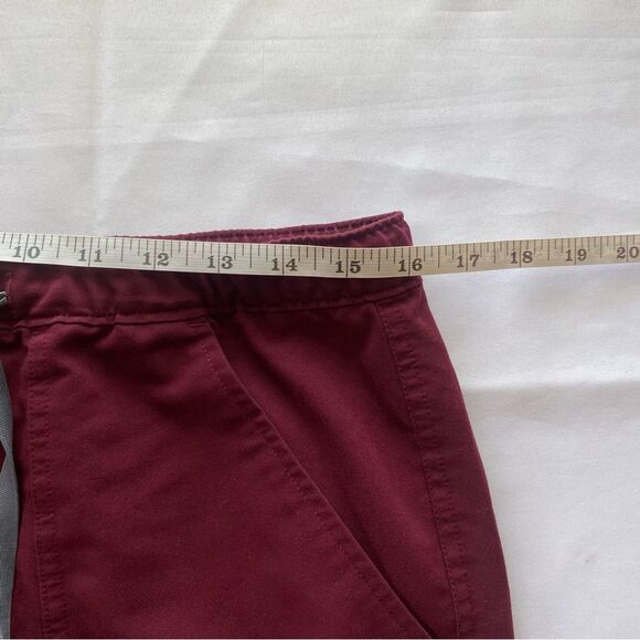 FIGS Men's Burgundy Cairo Cargo Scrub Pants Size Medium Short - Picture 13 of 16